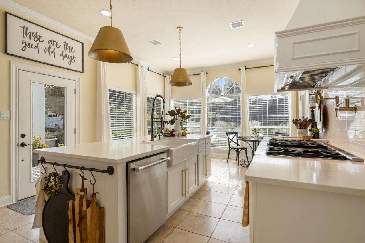 The Plantation House Boutique Inn Pflugerville Extérieur photo