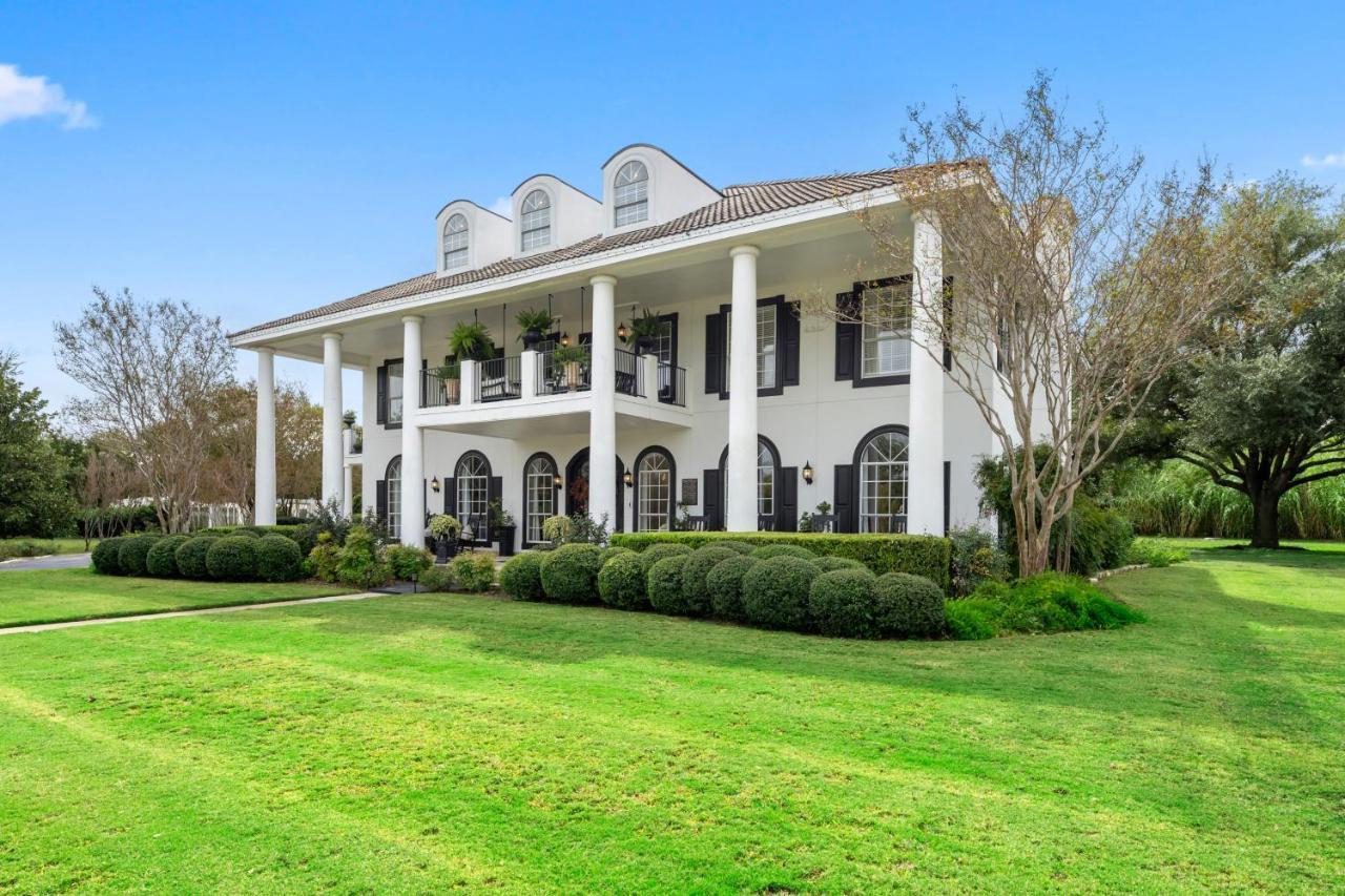 The Plantation House Boutique Inn Pflugerville Extérieur photo