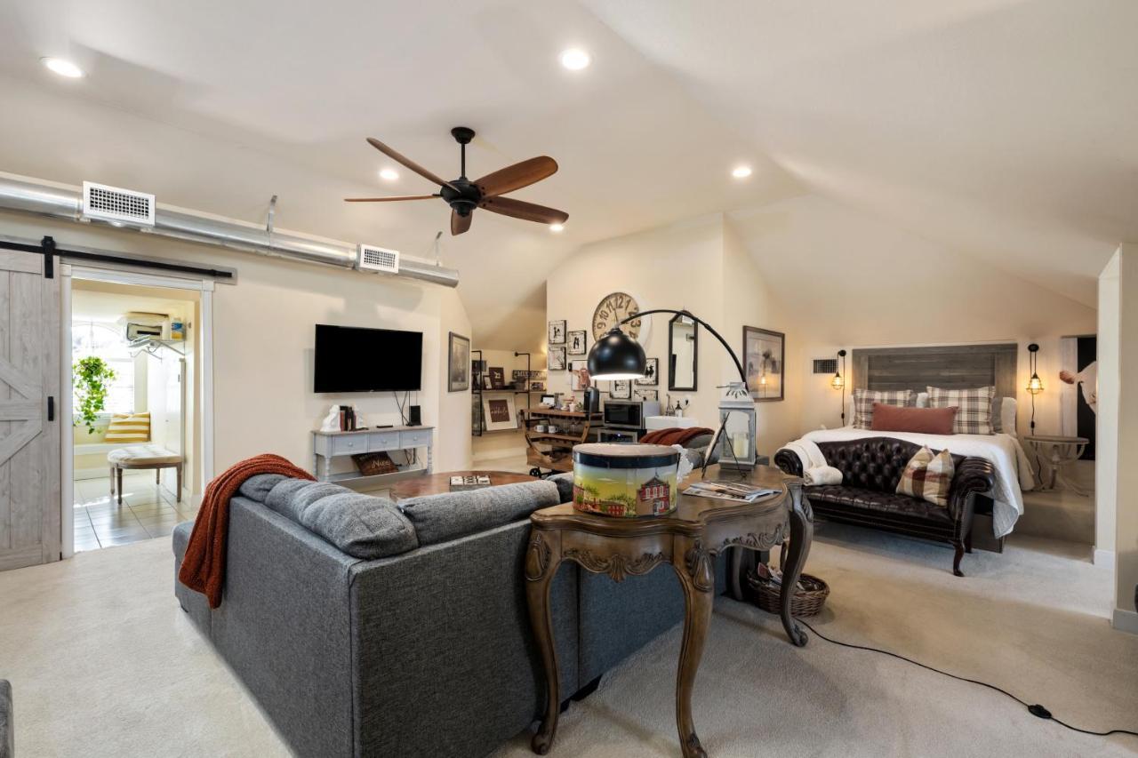 The Plantation House Boutique Inn Pflugerville Extérieur photo