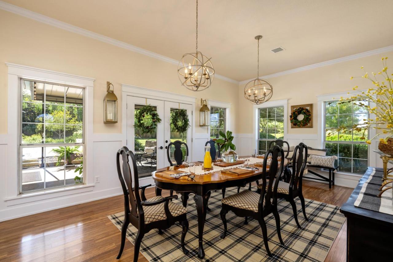 The Plantation House Boutique Inn Pflugerville Extérieur photo