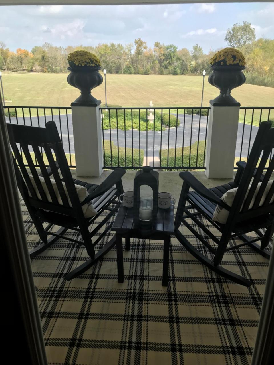 The Plantation House Boutique Inn Pflugerville Extérieur photo
