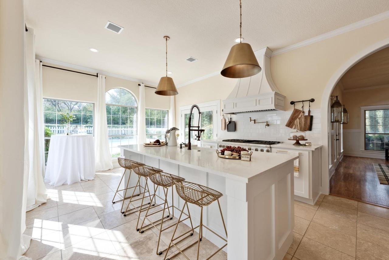 The Plantation House Boutique Inn Pflugerville Extérieur photo