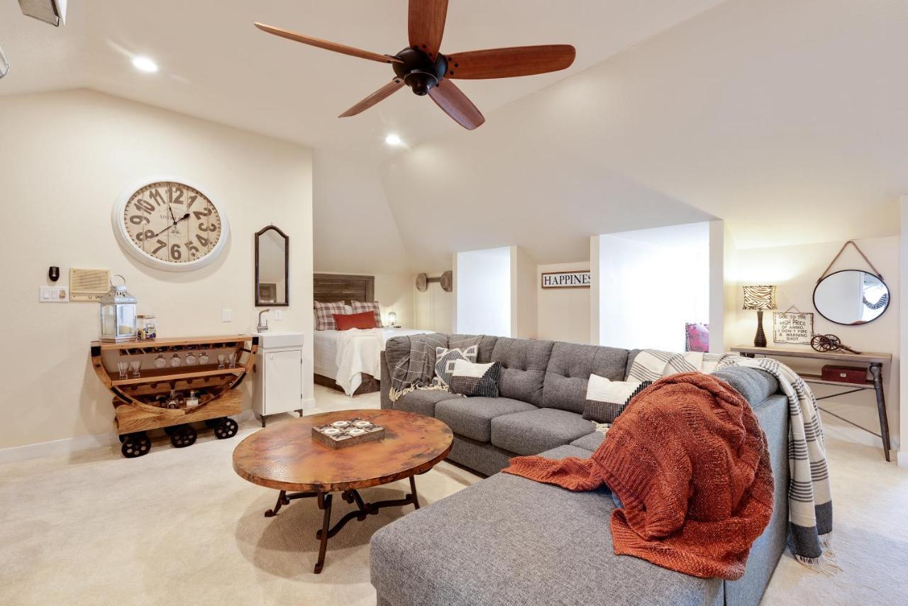 The Plantation House Boutique Inn Pflugerville Extérieur photo